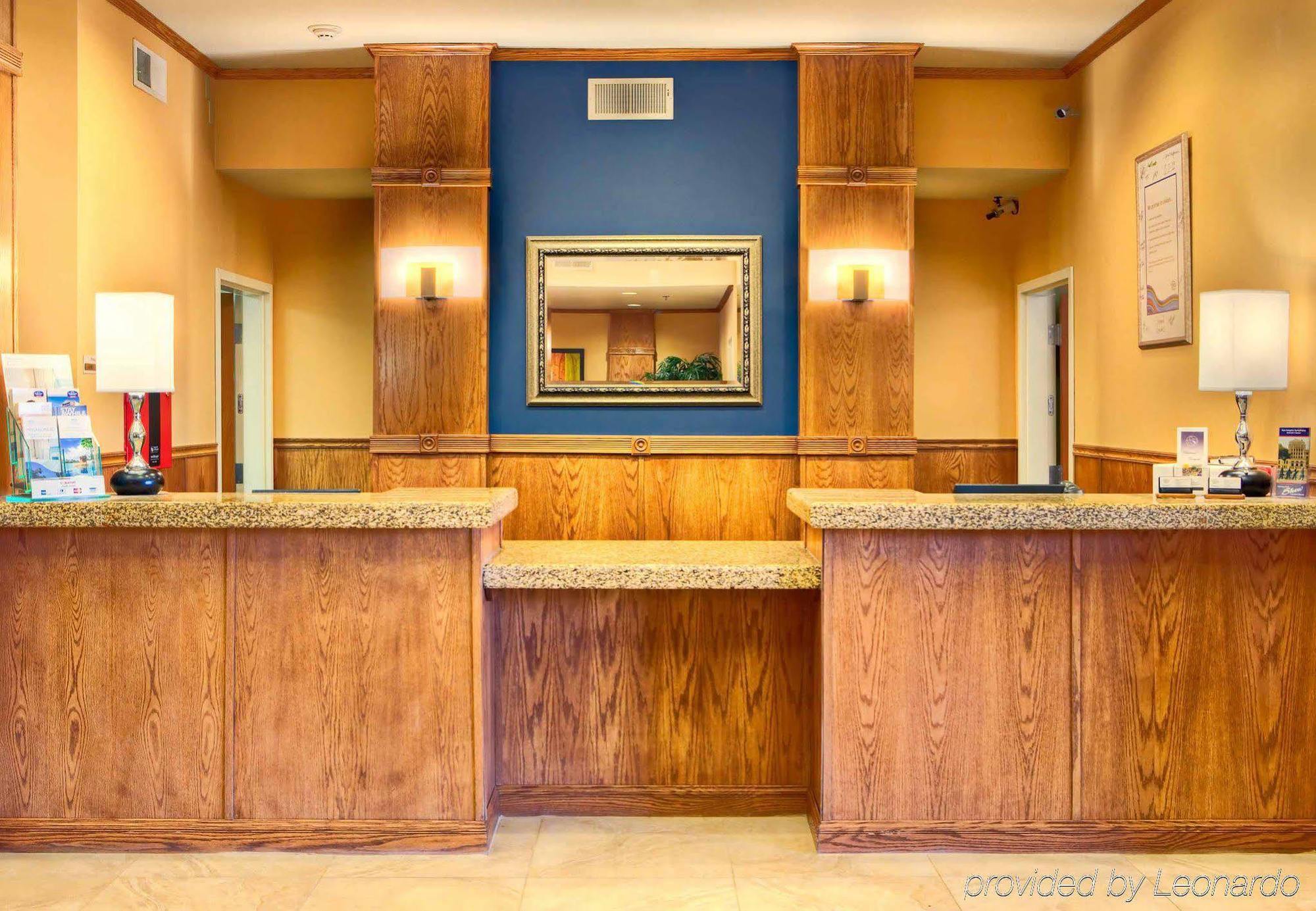 Fairfield & Hotel