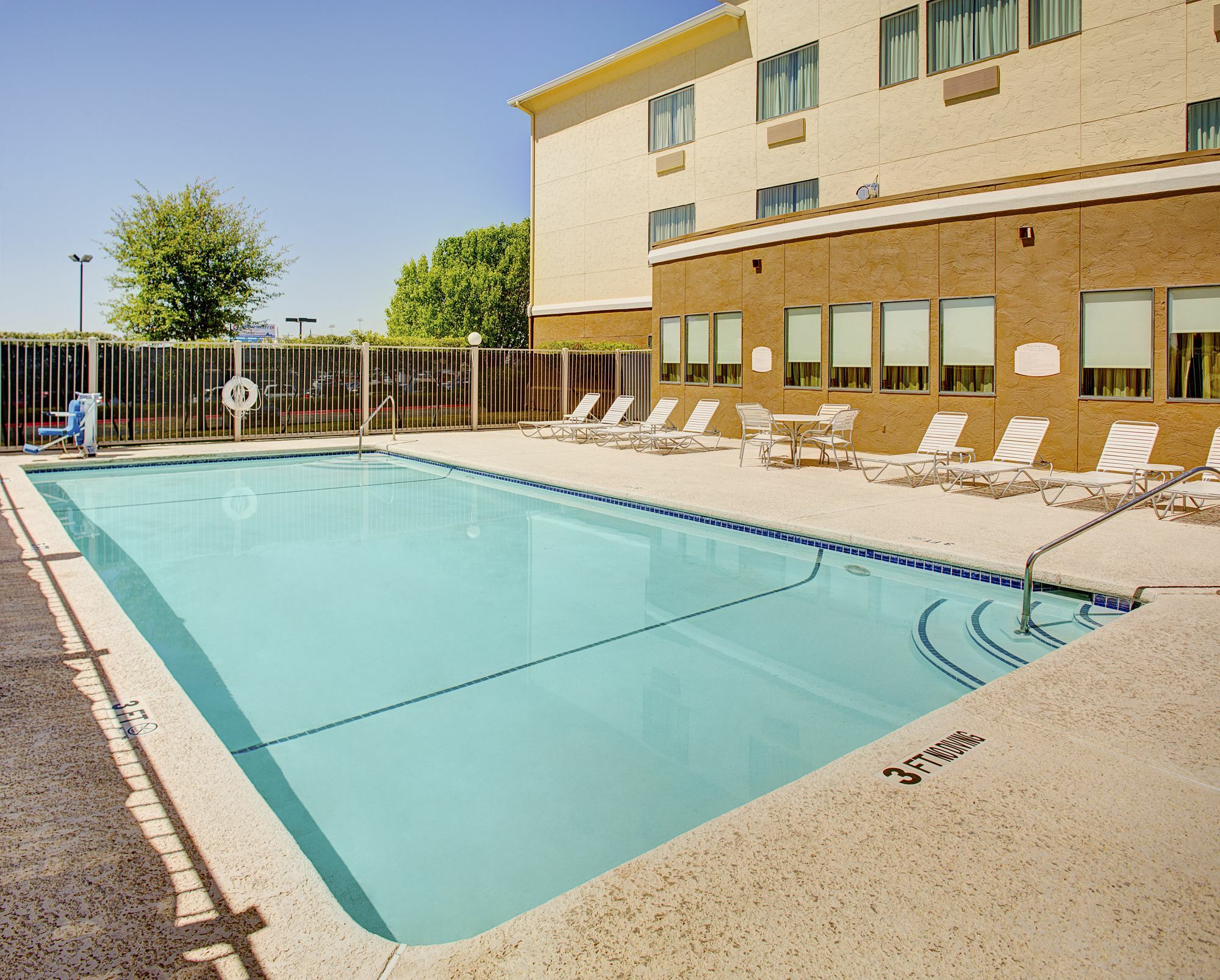 Hotel Fairfield &